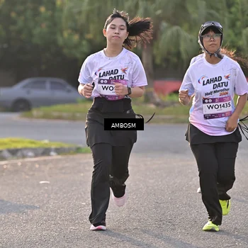 Runner Photo 7727956