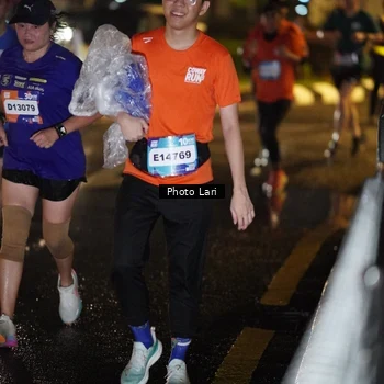 Runner Photo 7727973