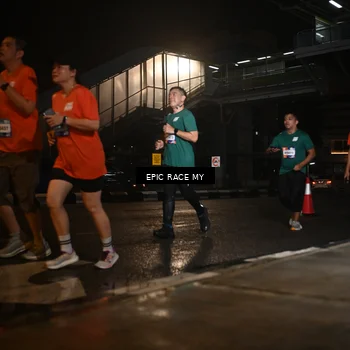 Runner Photo 7727974
