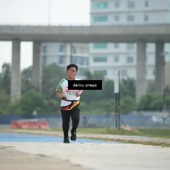 Runner Photo 7727994