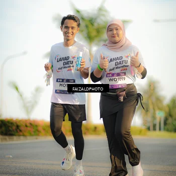 Runner Photo 7728023
