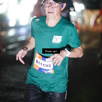 Runner Photo 7728024