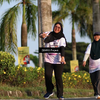 Runner Photo 7728027