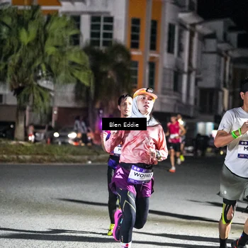 Runner Photo 7728031