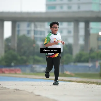 Runner Photo 7728037