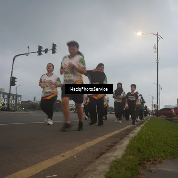 Runner Photo 7728047