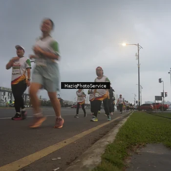 Runner Photo 7728051