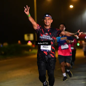 Runner Photo 7728054