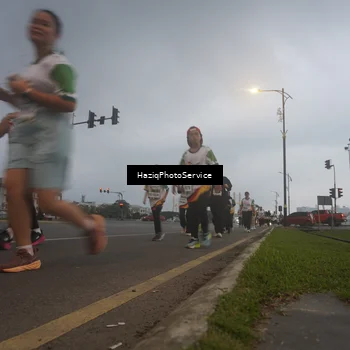 Runner Photo 7728064