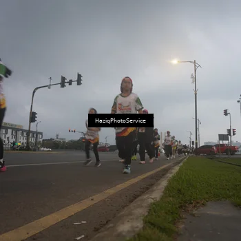 Runner Photo 7728075