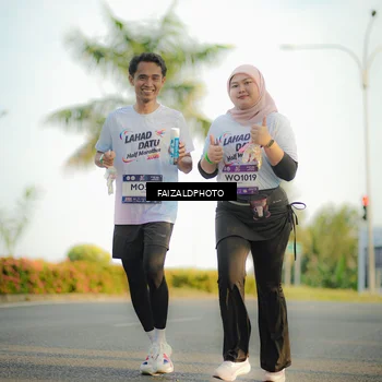 Runner Photo 7728104