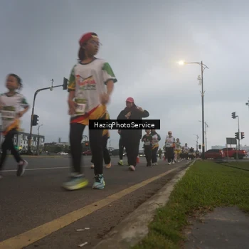 Runner Photo 7728124