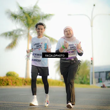 Runner Photo 7728150