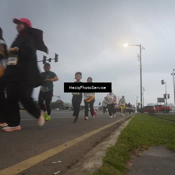 Runner Photo 7728178