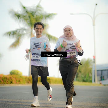 Runner Photo 7728189