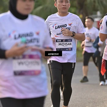 Runner Photo 7728194