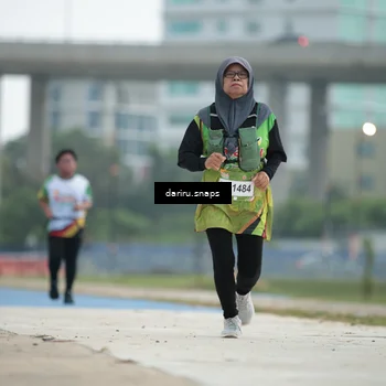 Runner Photo 7728235