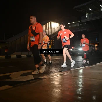 Runner Photo 7728265