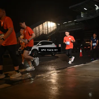 Runner Photo 7728295