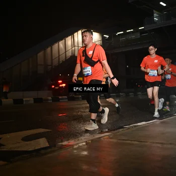 Runner Photo 7728296