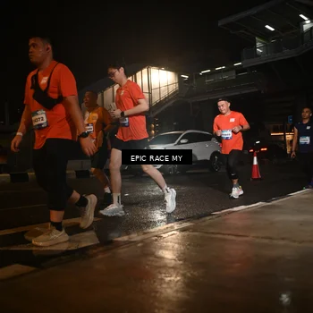 Runner Photo 7728303