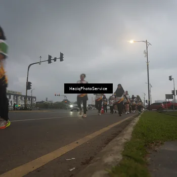 Runner Photo 7728336