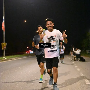Runner Photo 7728349