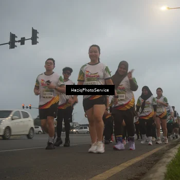 Runner Photo 7728405