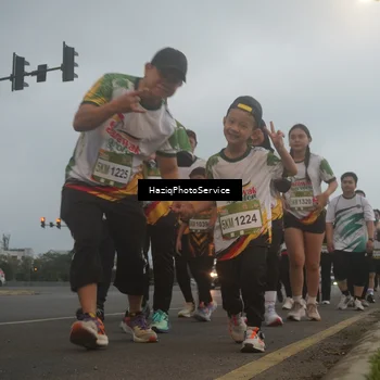 Runner Photo 7728442