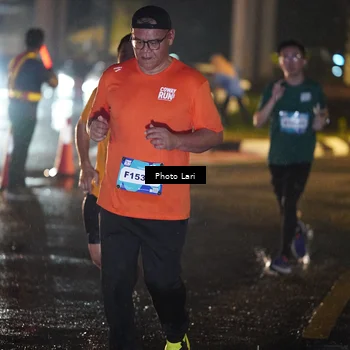 Runner Photo 7728451