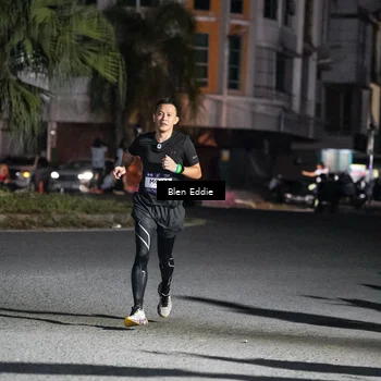 Runner Photo 7728454