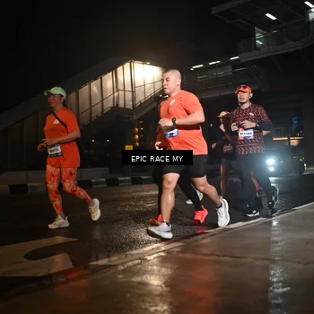 Runner Photo 7728459
