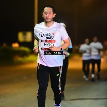 Runner Photo 7728502