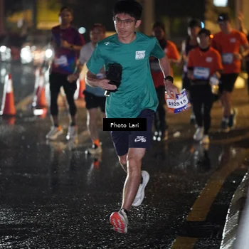 Runner Photo 7728503
