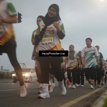 Runner Photo 7728505