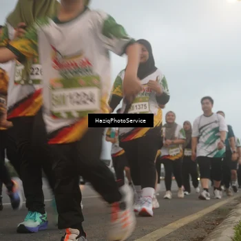 Runner Photo 7728517