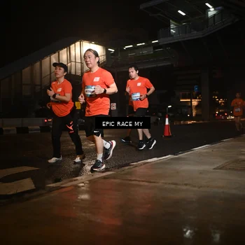 Runner Photo 7728534