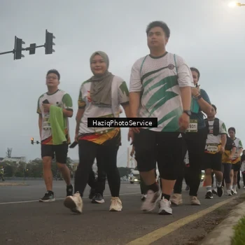 Runner Photo 7728542
