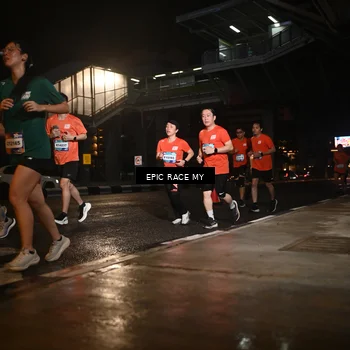 Runner Photo 7728544