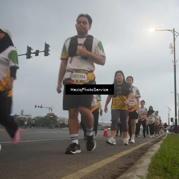 Runner Photo 7728575