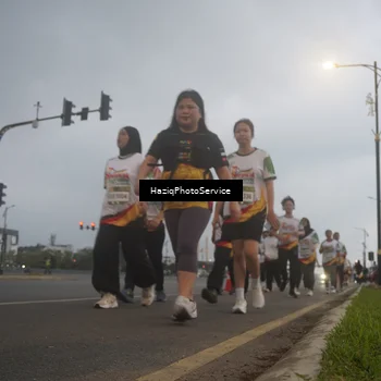 Runner Photo 7728604