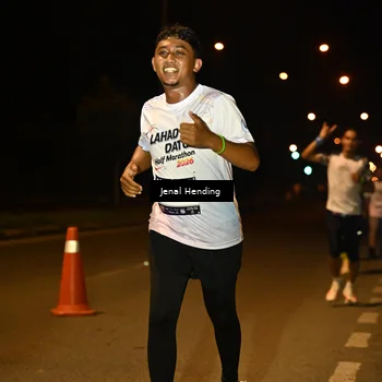 Runner Photo 7728607