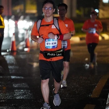 Runner Photo 7728643