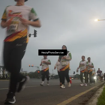 Runner Photo 7728670