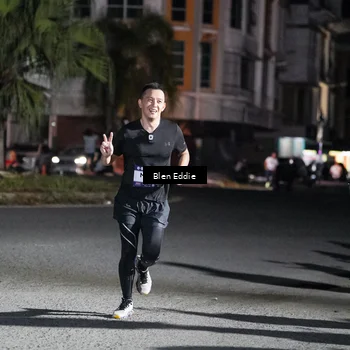 Runner Photo 7728699