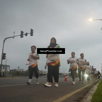 Runner Photo 7728702
