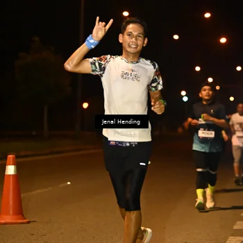 Runner Photo 7728704