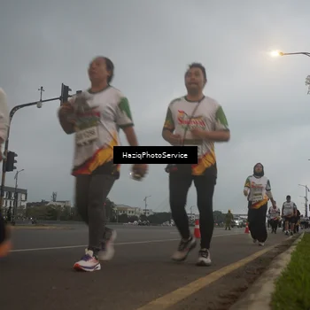 Runner Photo 7728774