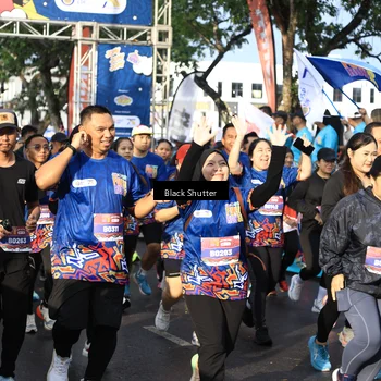 Runner Photo 7728780