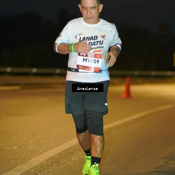 Runner Photo 7728842